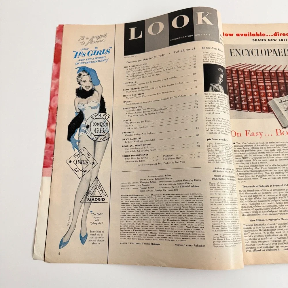Vintage LOOK Magazine October 15 1957 Suzy Stuns Hollywood Erle‎ Stanley Gardner